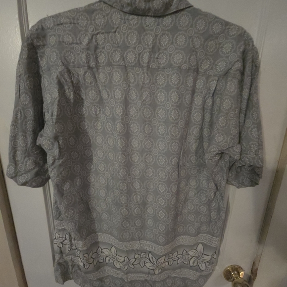 Pineapple Connection Gray Floral Mens Shirt Large - Picture 3 of 3